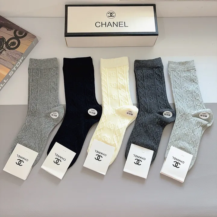 スーパーコピー シャネル 靴下