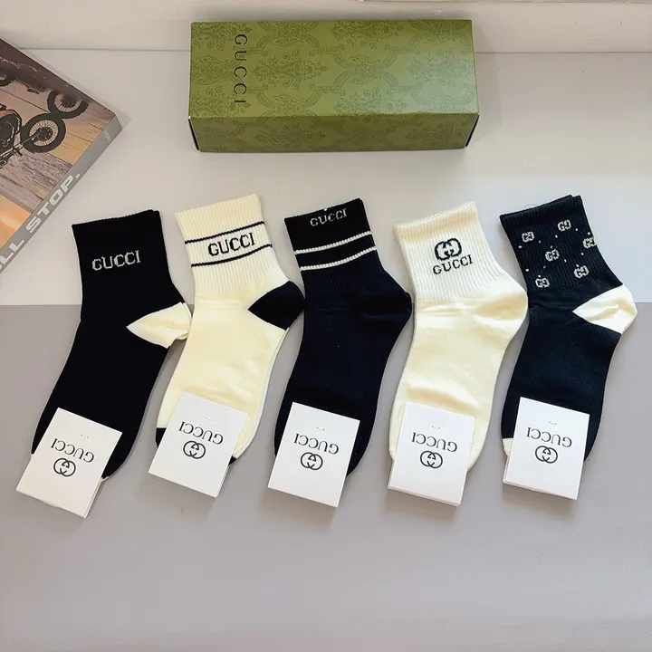 スーパーコピー グッチ 靴下