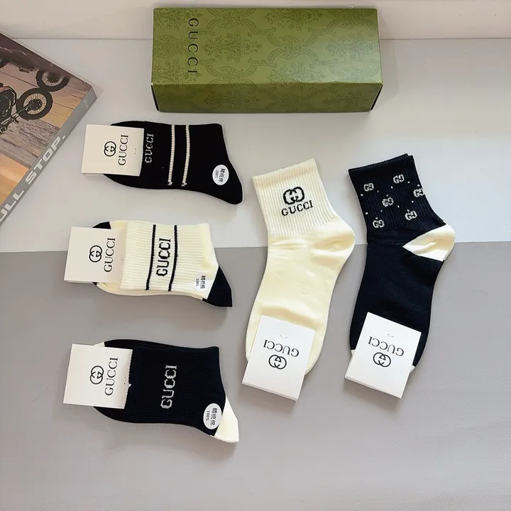 スーパーコピー グッチ 靴下