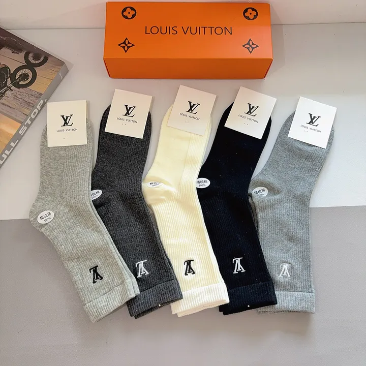 スーパーコピー ルイヴィトン 靴下