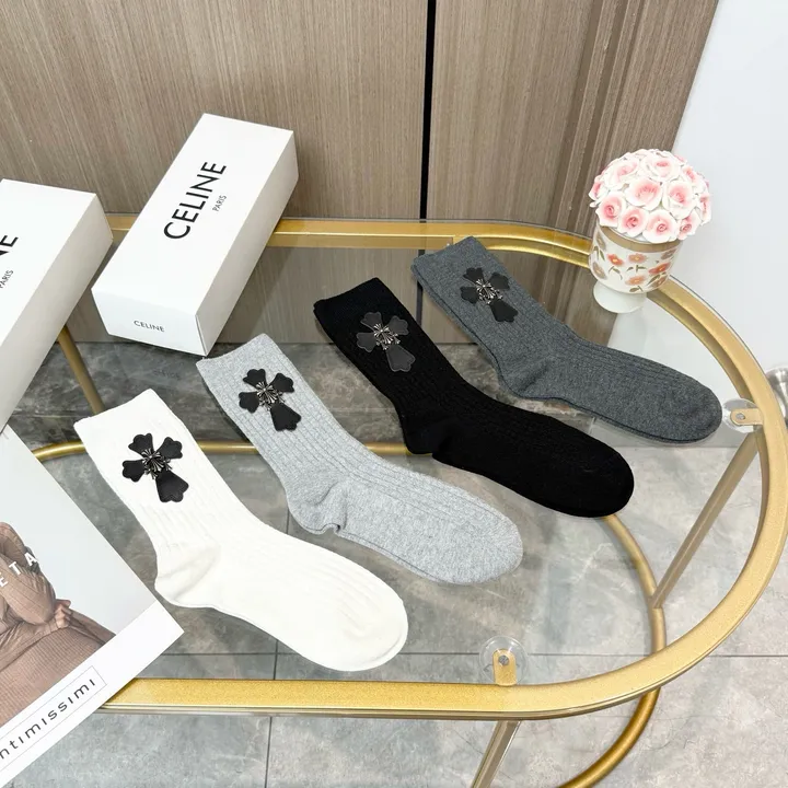 スーパーコピー クロムハーツ 靴下