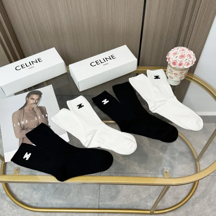 スーパーコピー ディオール 靴下