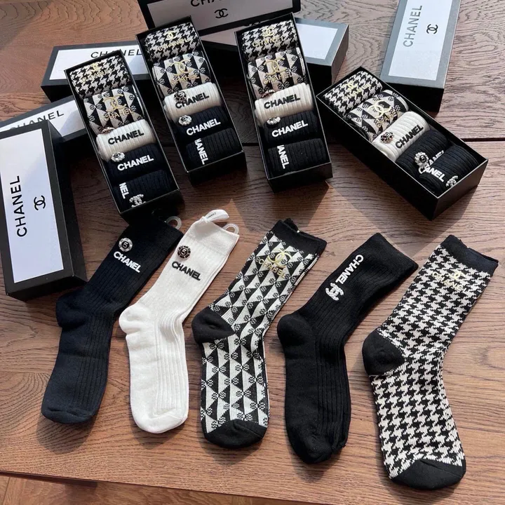 スーパーコピー シャネル 靴下