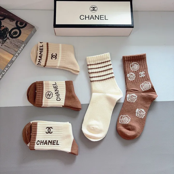 スーパーコピー シャネル 靴下