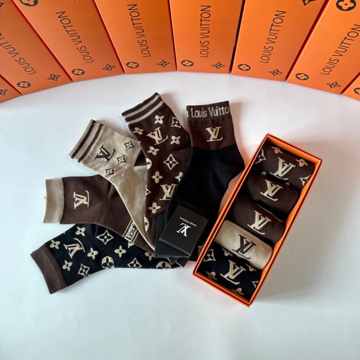 スーパーコピー ルイヴィトン 靴下