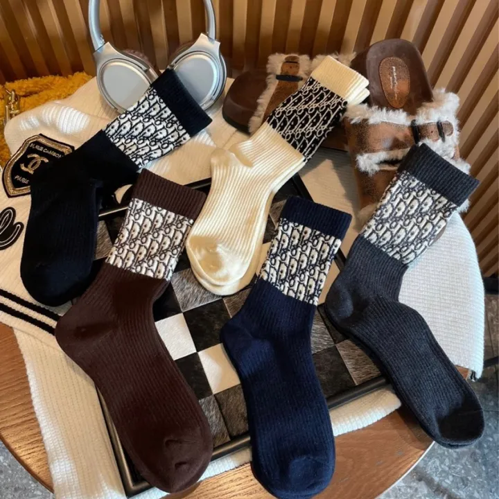 スーパーコピー ディオール 靴下