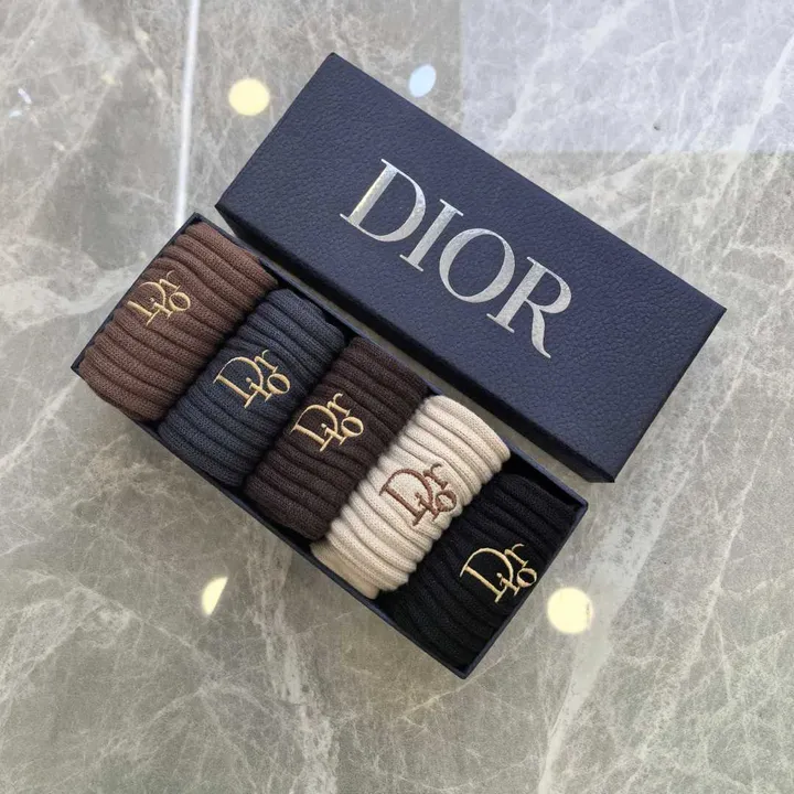 スーパーコピー ディオール 靴下
