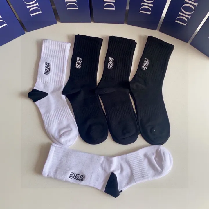 スーパーコピー ディオール 靴下