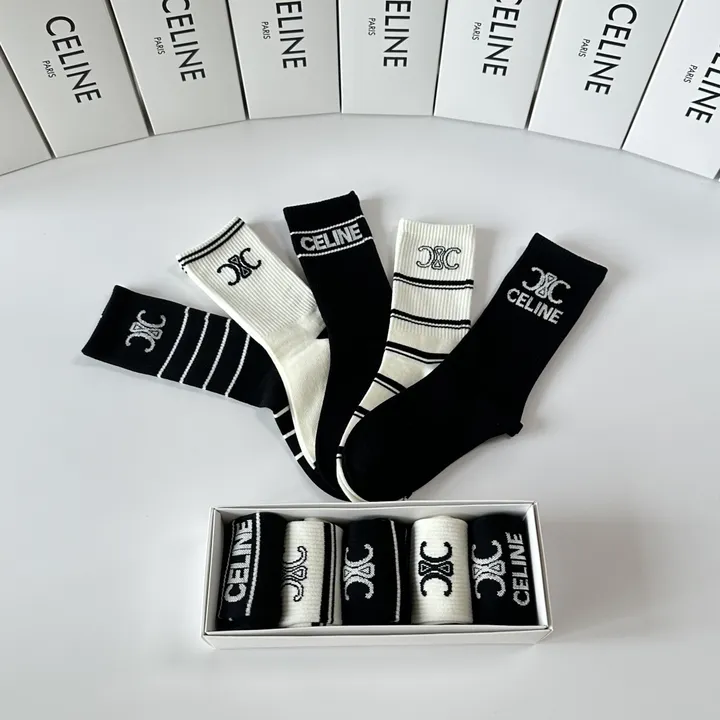 スーパーコピー ディオール 靴下