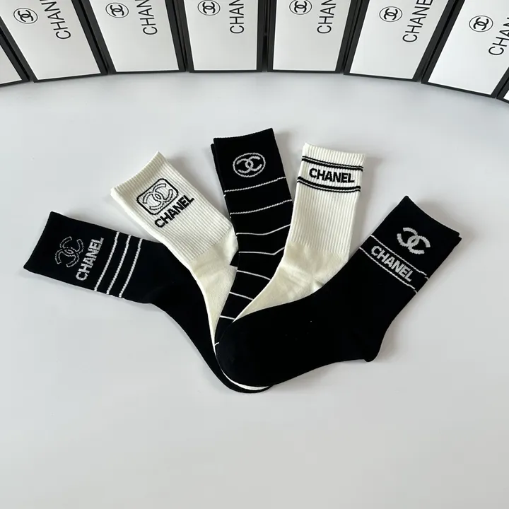 スーパーコピー シャネル 靴下