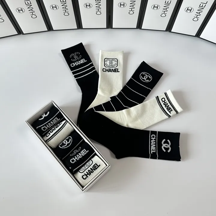 スーパーコピー シャネル 靴下