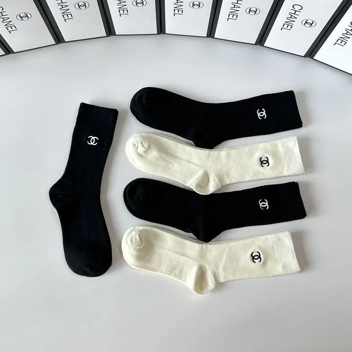 スーパーコピー シャネル 靴下