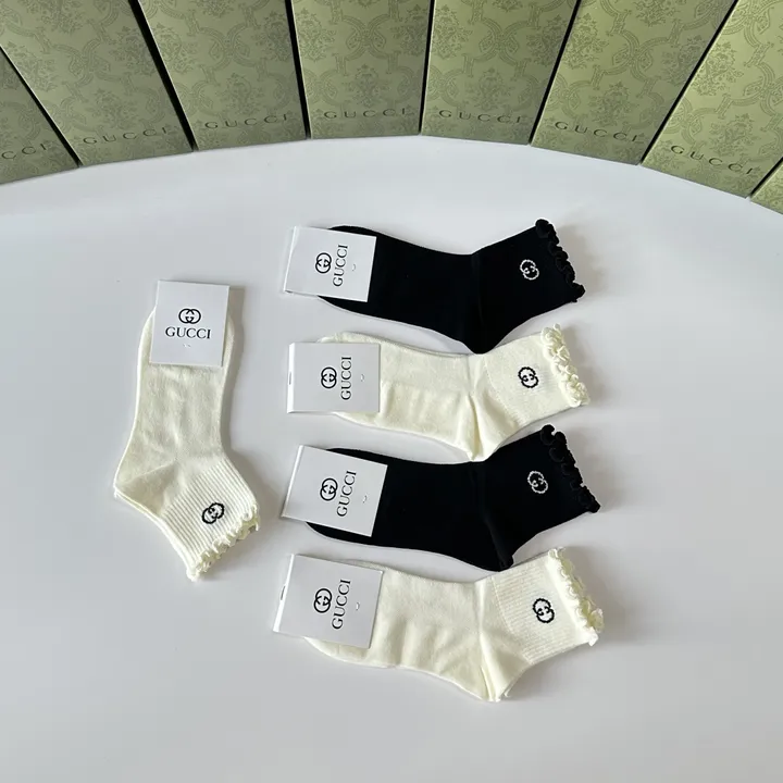 スーパーコピー グッチ 靴下