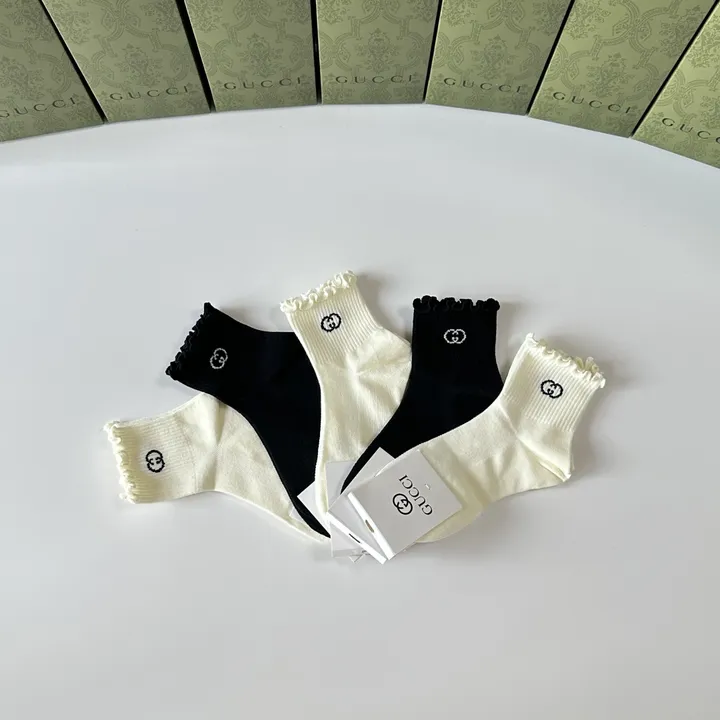 スーパーコピー グッチ 靴下