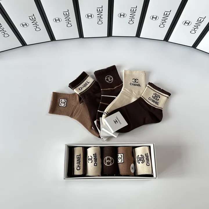 スーパーコピー シャネル 靴下