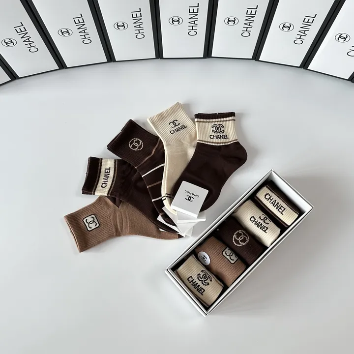 スーパーコピー シャネル 靴下