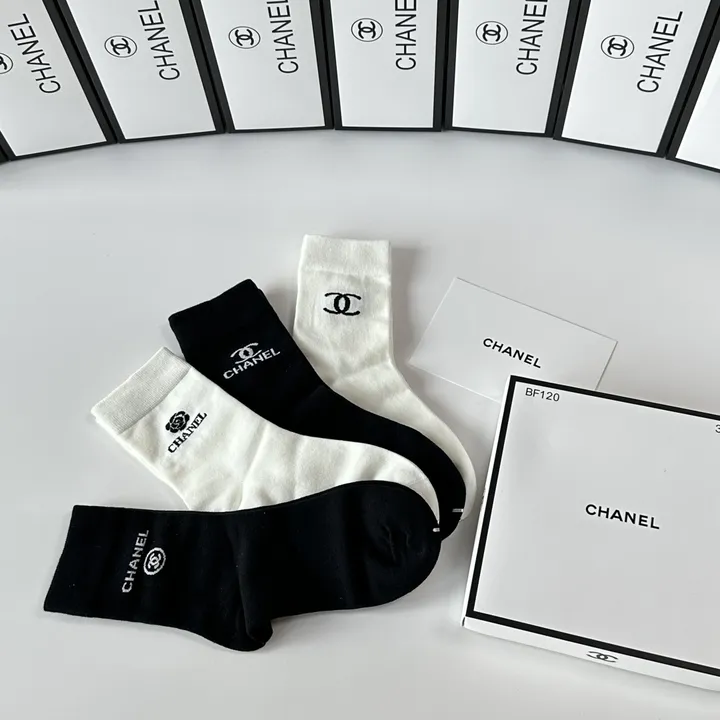 スーパーコピー シャネル 靴下