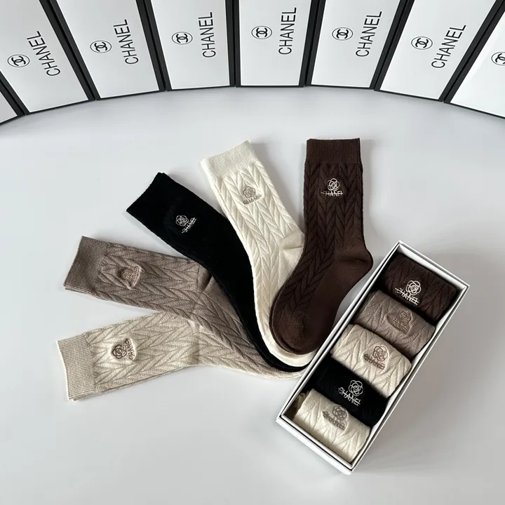 スーパーコピー シャネル 靴下