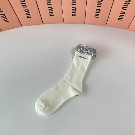 スーパーコピー ミュウミュウ 靴下