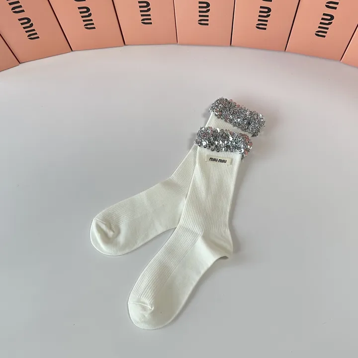スーパーコピー ミュウミュウ 靴下