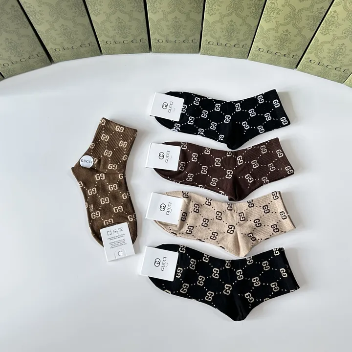 スーパーコピー グッチ 靴下