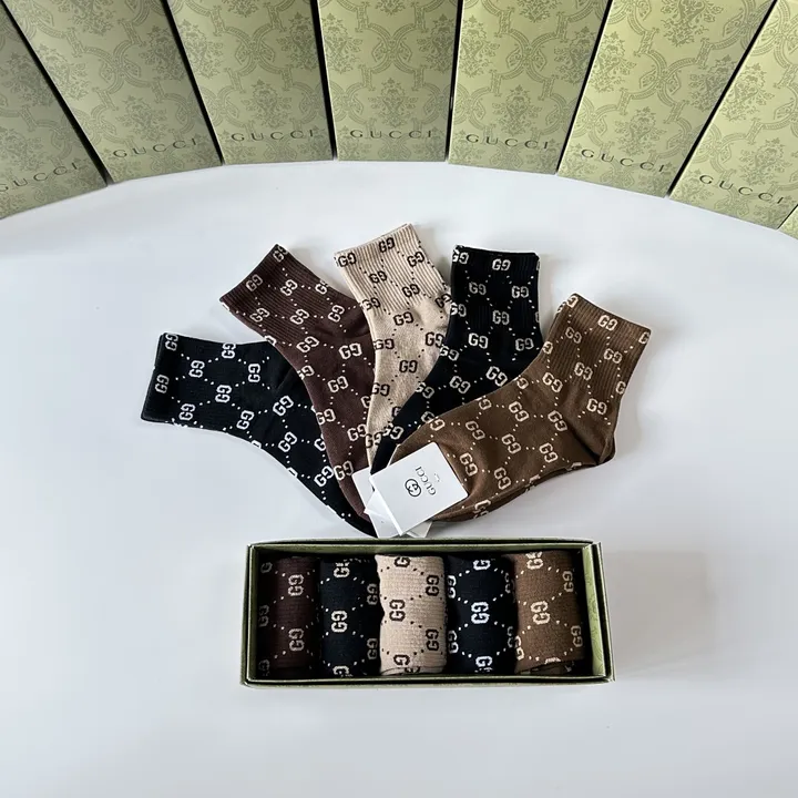 スーパーコピー グッチ 靴下