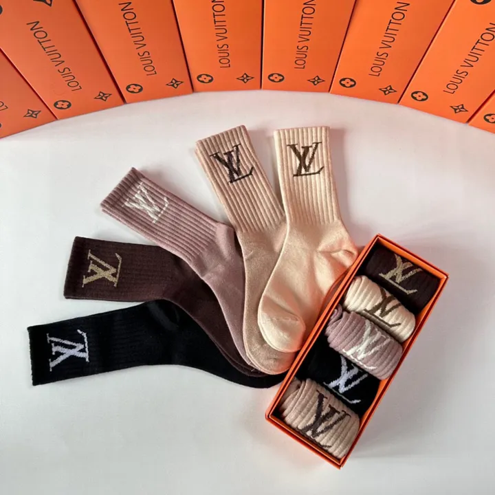 スーパーコピー ルイヴィトン 靴下
