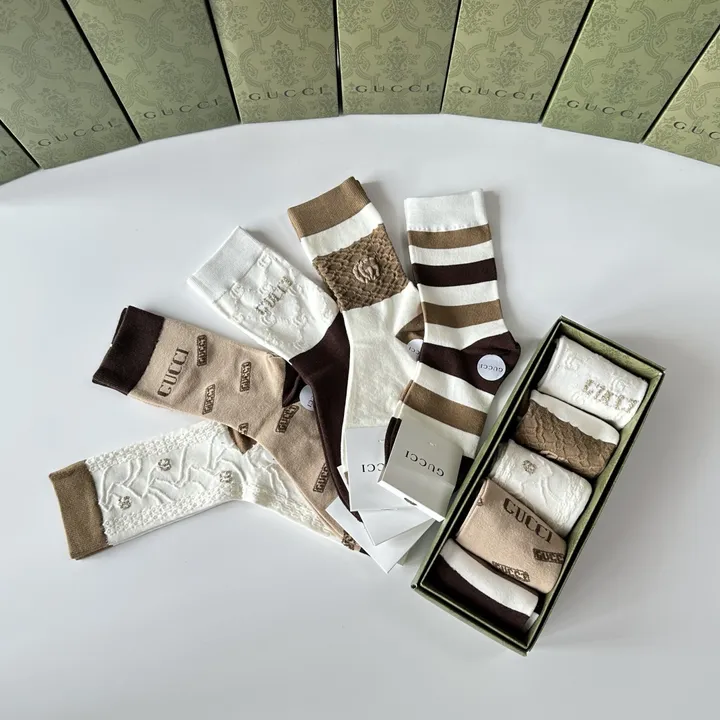 スーパーコピー グッチ 靴下