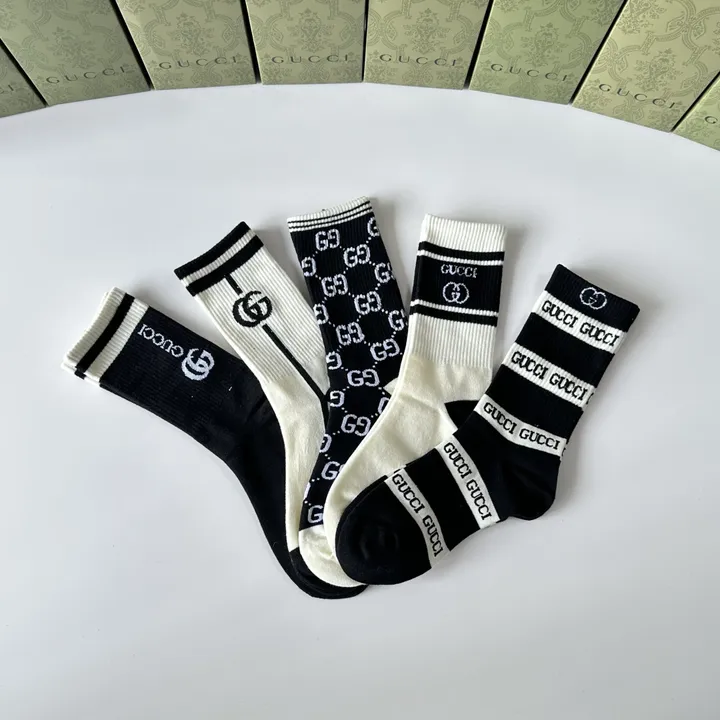 スーパーコピー グッチ 靴下