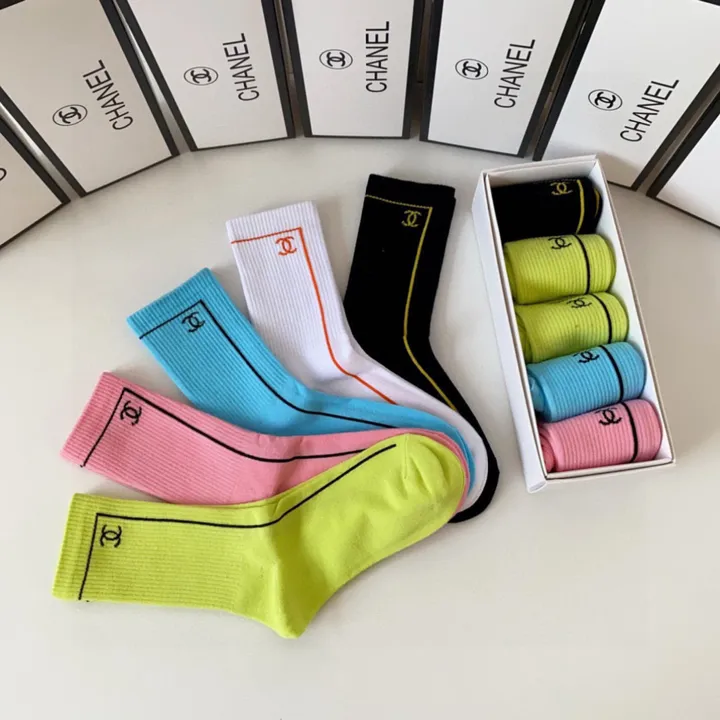 スーパーコピー シャネル 靴下