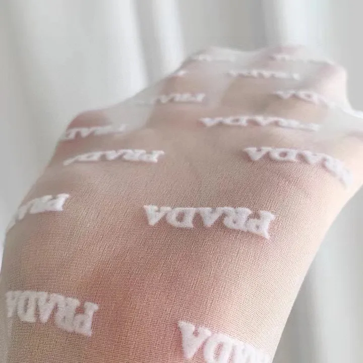 スーパーコピー プラダ 靴下