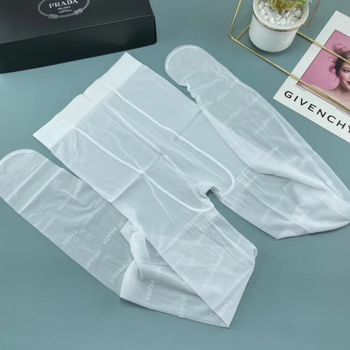 スーパーコピー プラダ 靴下