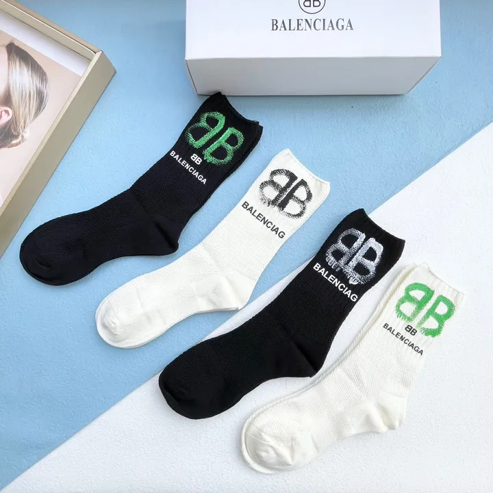 スーパーコピー バレンシアガ 靴下