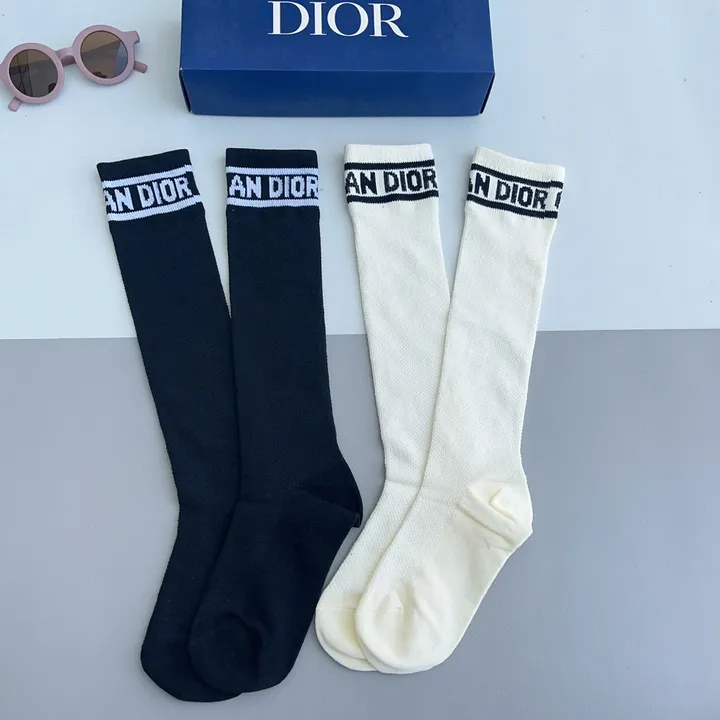 スーパーコピー ディオール 靴下