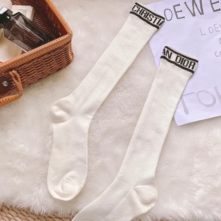 スーパーコピー ディオール 靴下