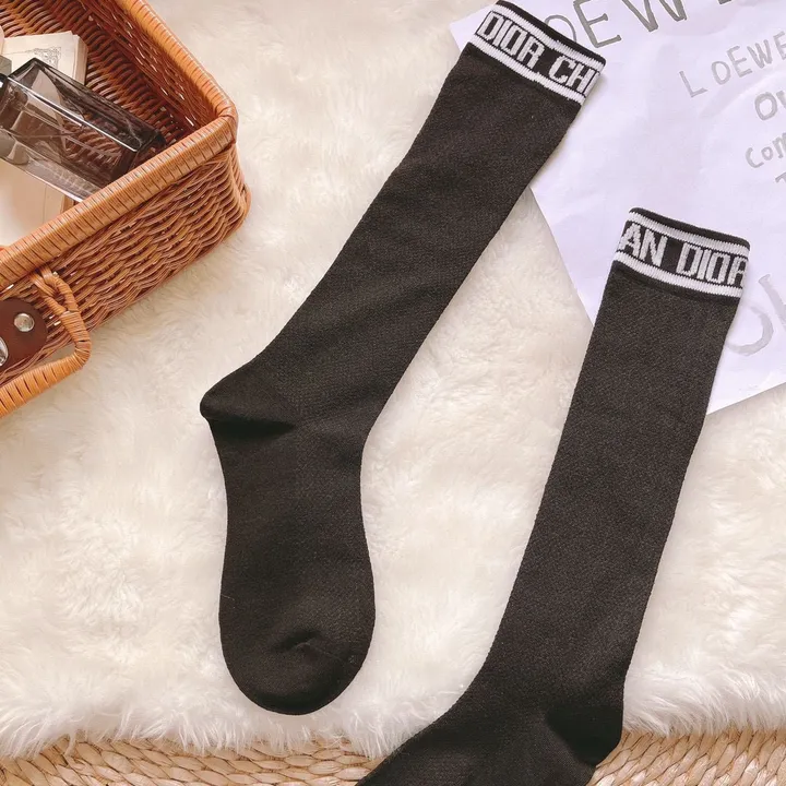 スーパーコピー ディオール 靴下