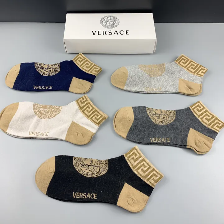 スーパーコピー ヴェルサーチ 靴下
