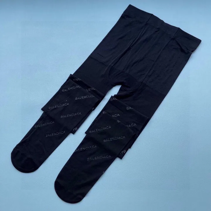 スーパーコピー バレンシアガ 靴下
