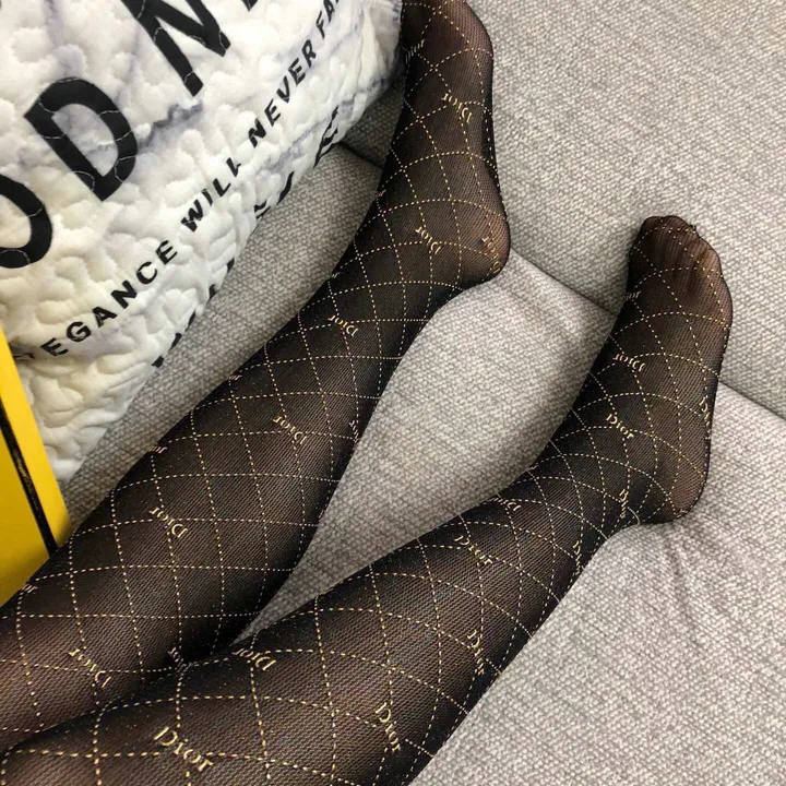 スーパーコピー ディオール 靴下