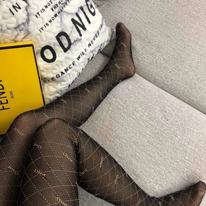 スーパーコピー ディオール 靴下