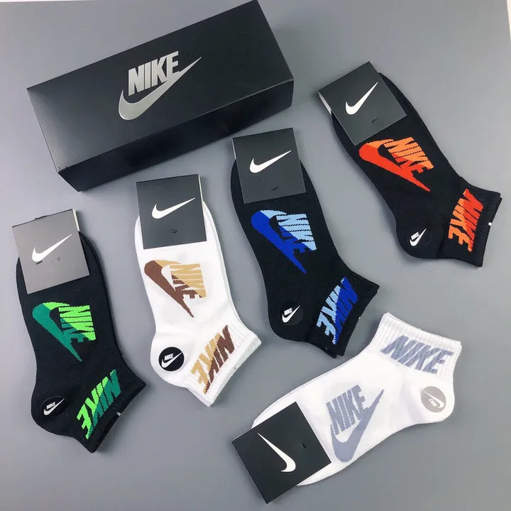 スーパーコピー ナイキ 靴下