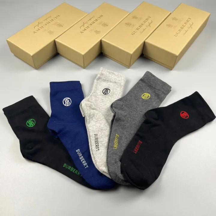 スーパーコピー プラダ 靴下