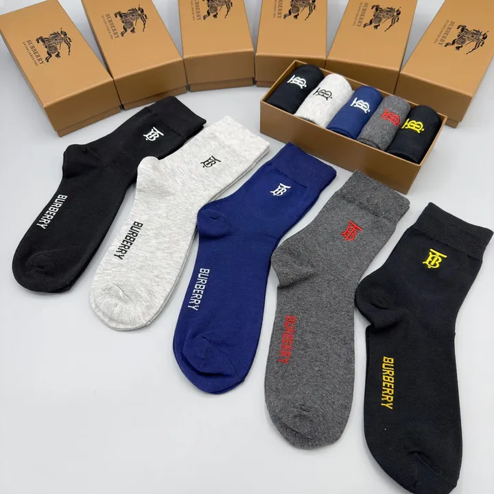 スーパーコピー バーバリー ス 靴下