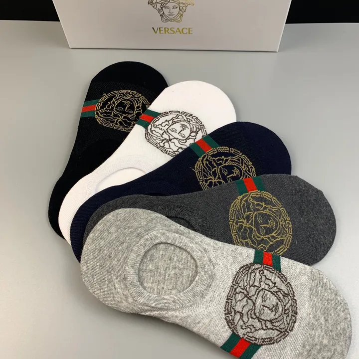 スーパーコピー ヴェルサーチ 靴下