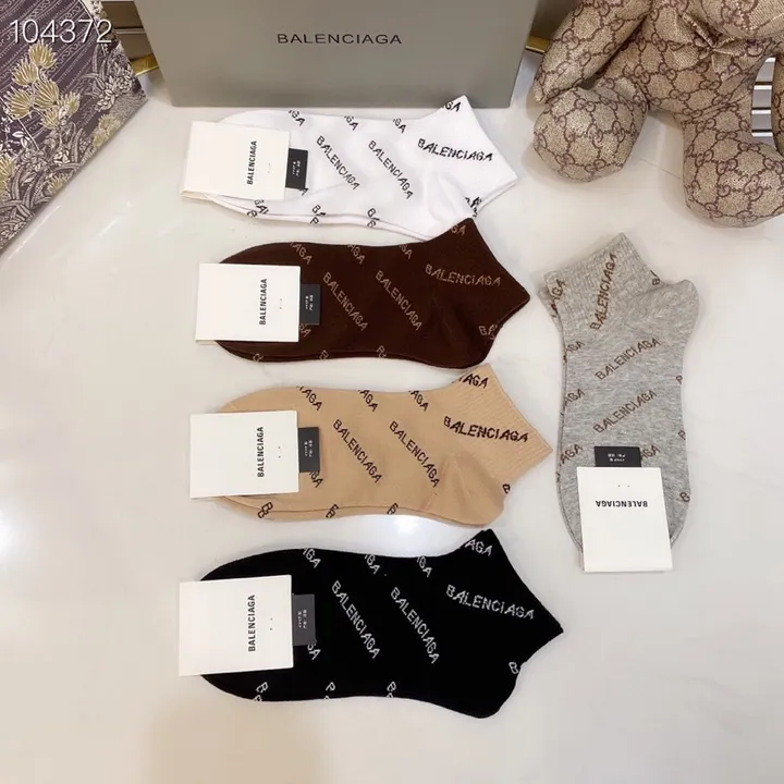 スーパーコピー セリーヌ 靴下