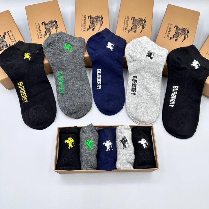 スーパーコピー バーバリー ス 靴下