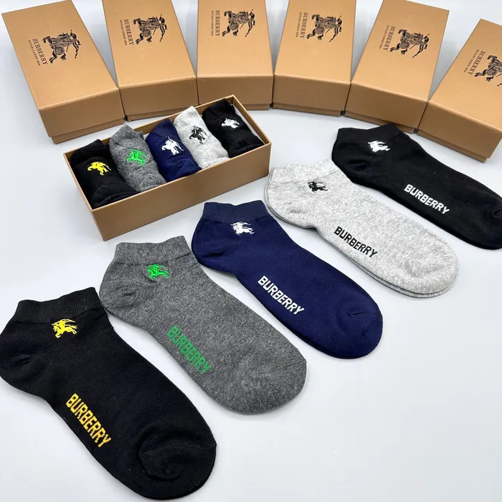 スーパーコピー バーバリー ス 靴下