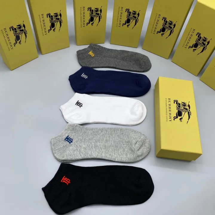 スーパーコピー プラダ 靴下