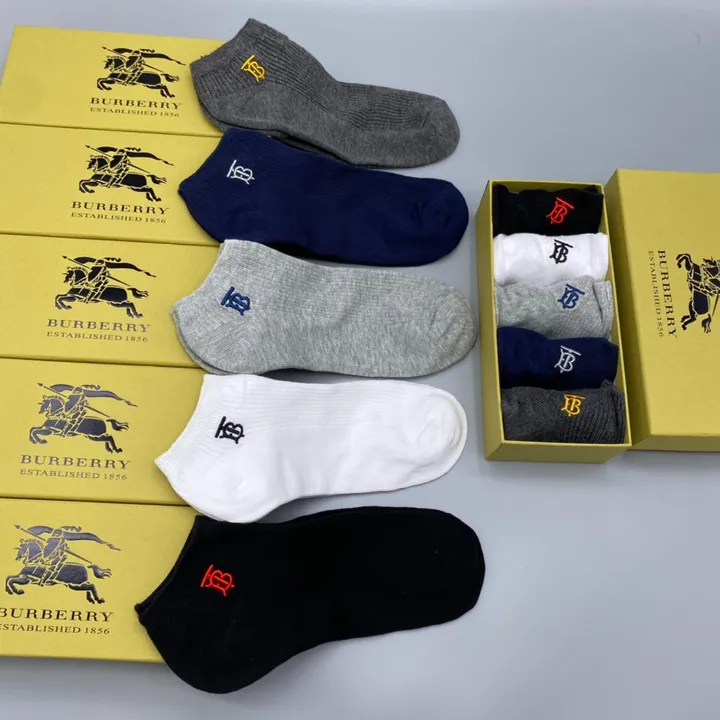 スーパーコピー プラダ 靴下