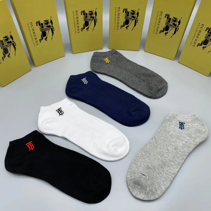 スーパーコピー プラダ 靴下